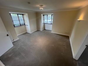 Lounge- click for photo gallery